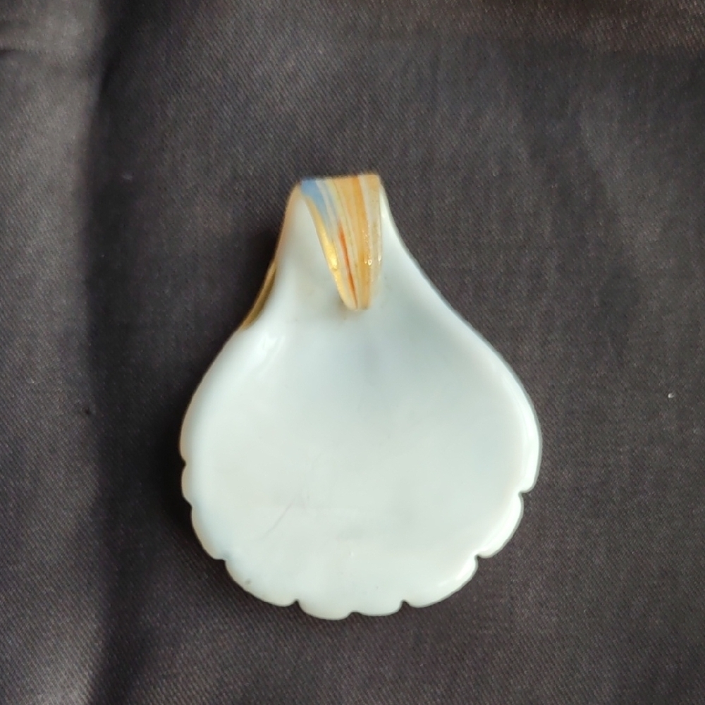 Beautiful Orange Swirl Glass Pendant - Picture 2 of 6